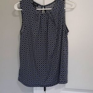 Black diamond and blue business top